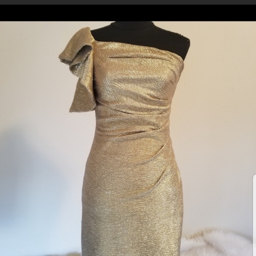 3/$30 Hailey Logan by Adrianna Pepell Gold Dress